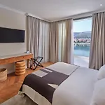 Villa Seaside By Brown Traù