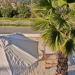 Seaside By Brown Villa