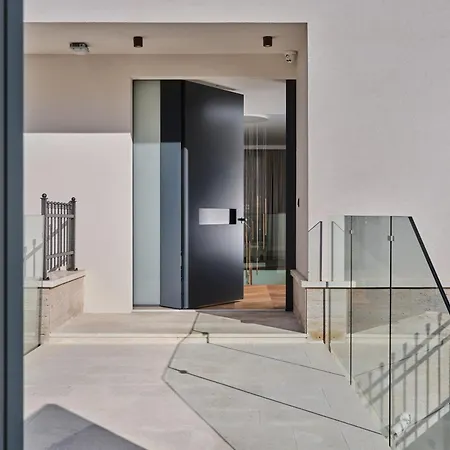 Villa Seaside By Brown Trogir