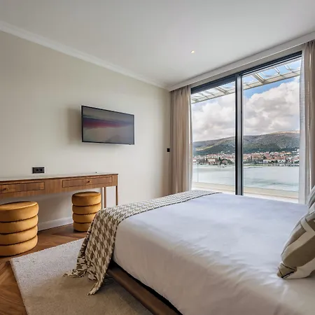 Seaside By Brown Villa Trogir