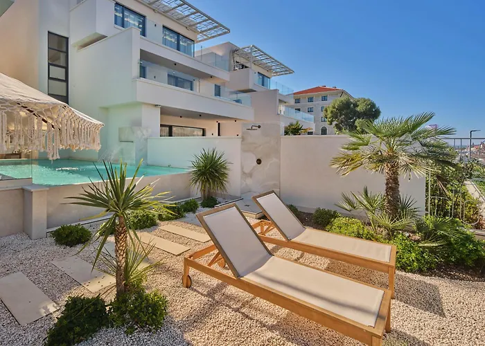 Seaside By Brown Βίλα