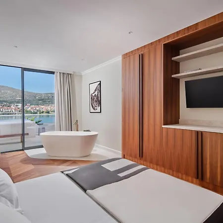 Villa Seaside By Brown *