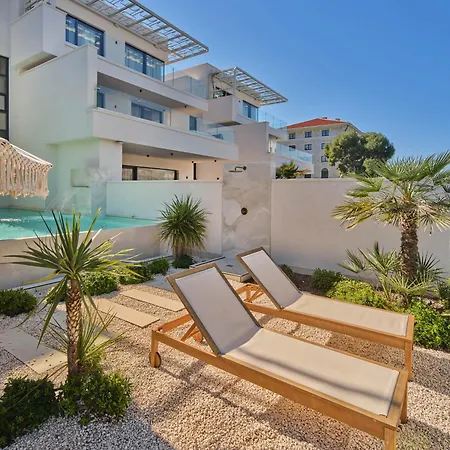 Seaside By Brown فيلة