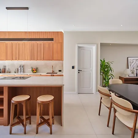 Seaside By Brown トロギール