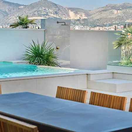 Seaside By Brown Villa *