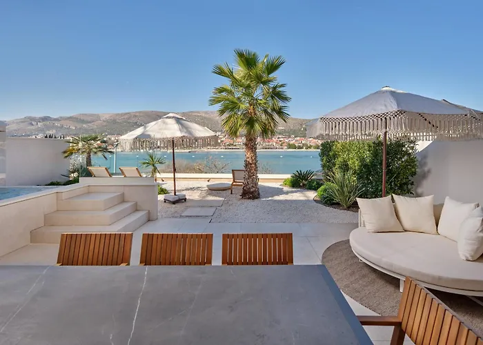 Seaside By Brown Trogir