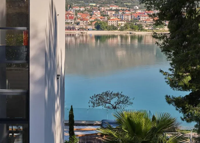 Villa Seaside By Brown